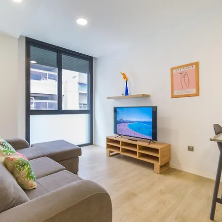 Apartment In Playa Del Ingles Near Canteras